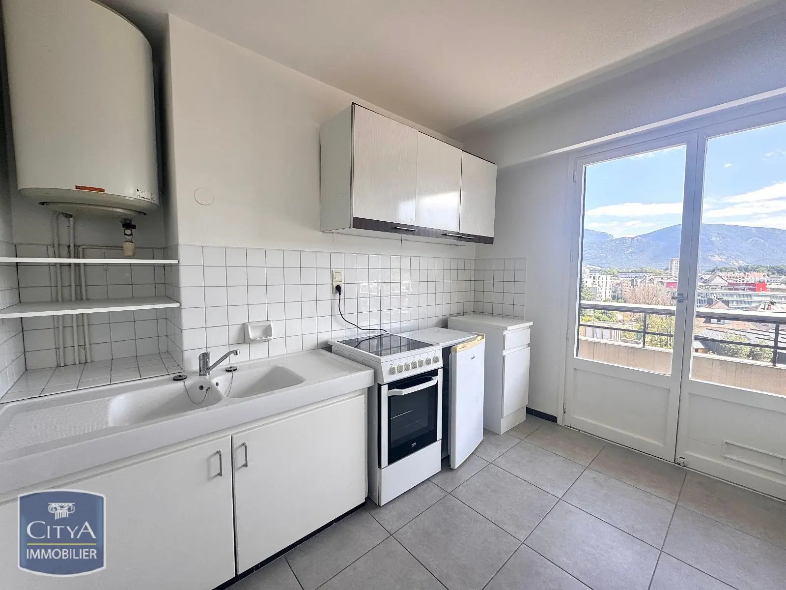 Photo 3 Appartement 1 pièce 27.4m²