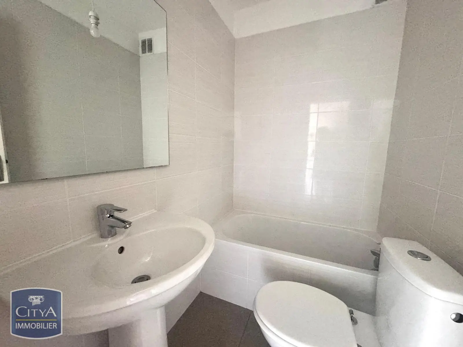 Photo 4 Appartement 1 pièce 27.4m²