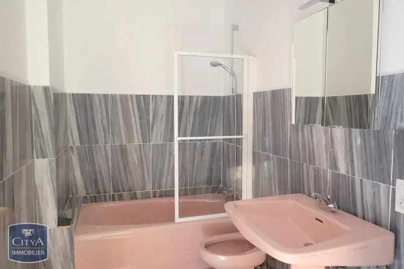 Photo 10 Appartement 6 pièces 155.78m²