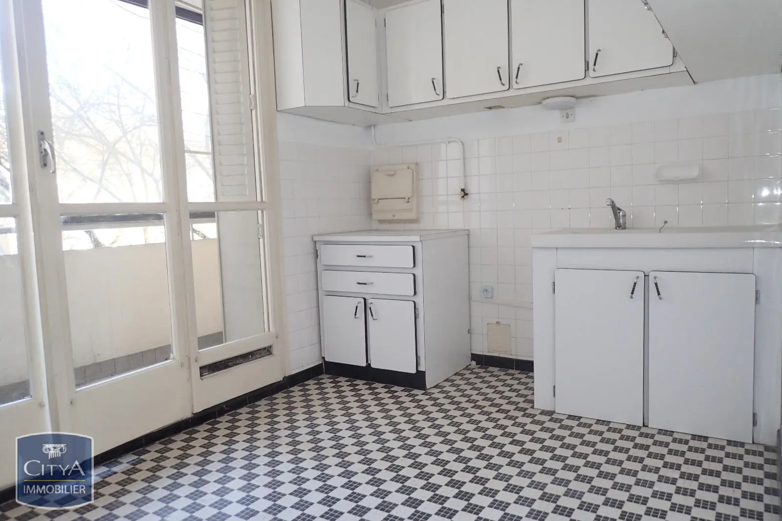 Photo 3 Appartement 4 pièces 77.24m²