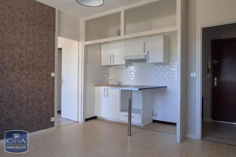 Photo 1 Appartement 1 pièce 33.56m²