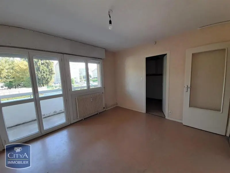 Photo 1 Appartement 1 pièce 28.45m²