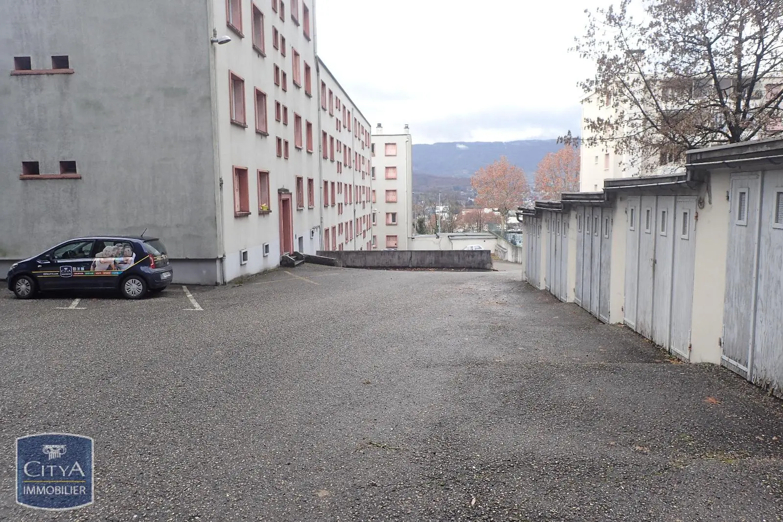 Photo 1 Parking 12.5m²