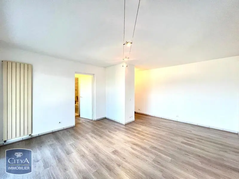 Photo 2 Appartement 2 pièces 55.01m²