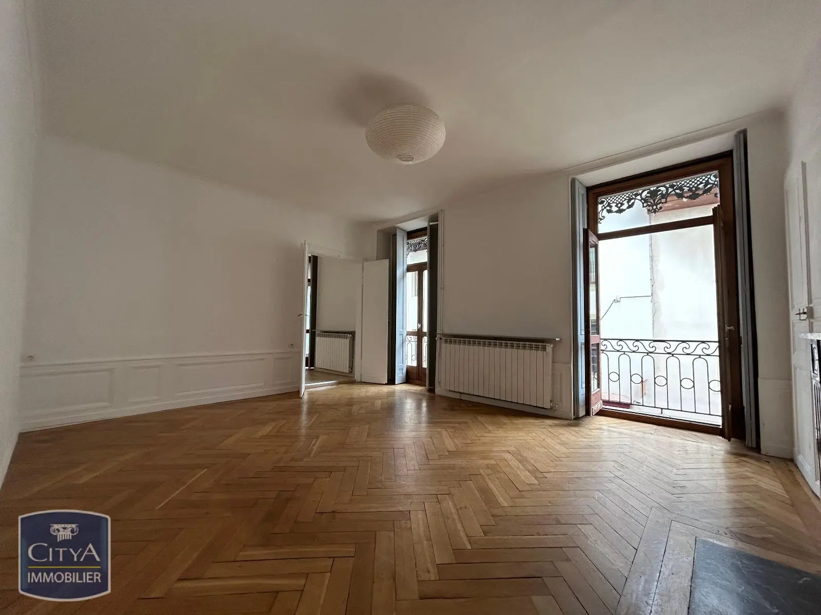 Photo 2 Appartement 5 pièces 106.97m²