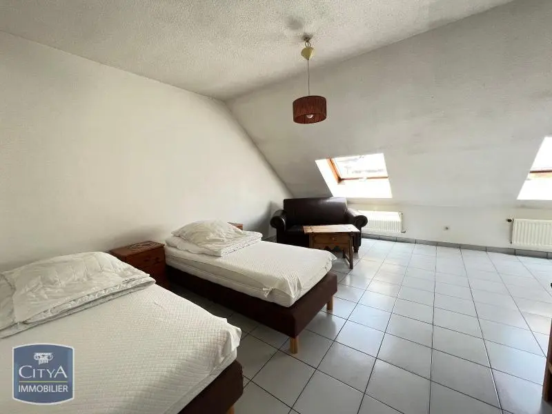 Photo 2 Appartement 1 pièce 28.13m²
