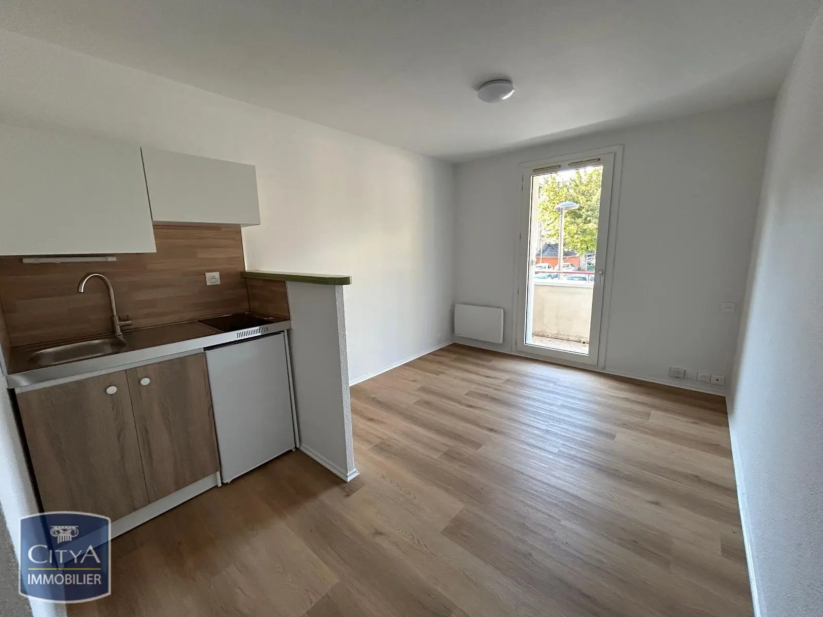 Photo 1 Appartement 1 pièce 17.05m²