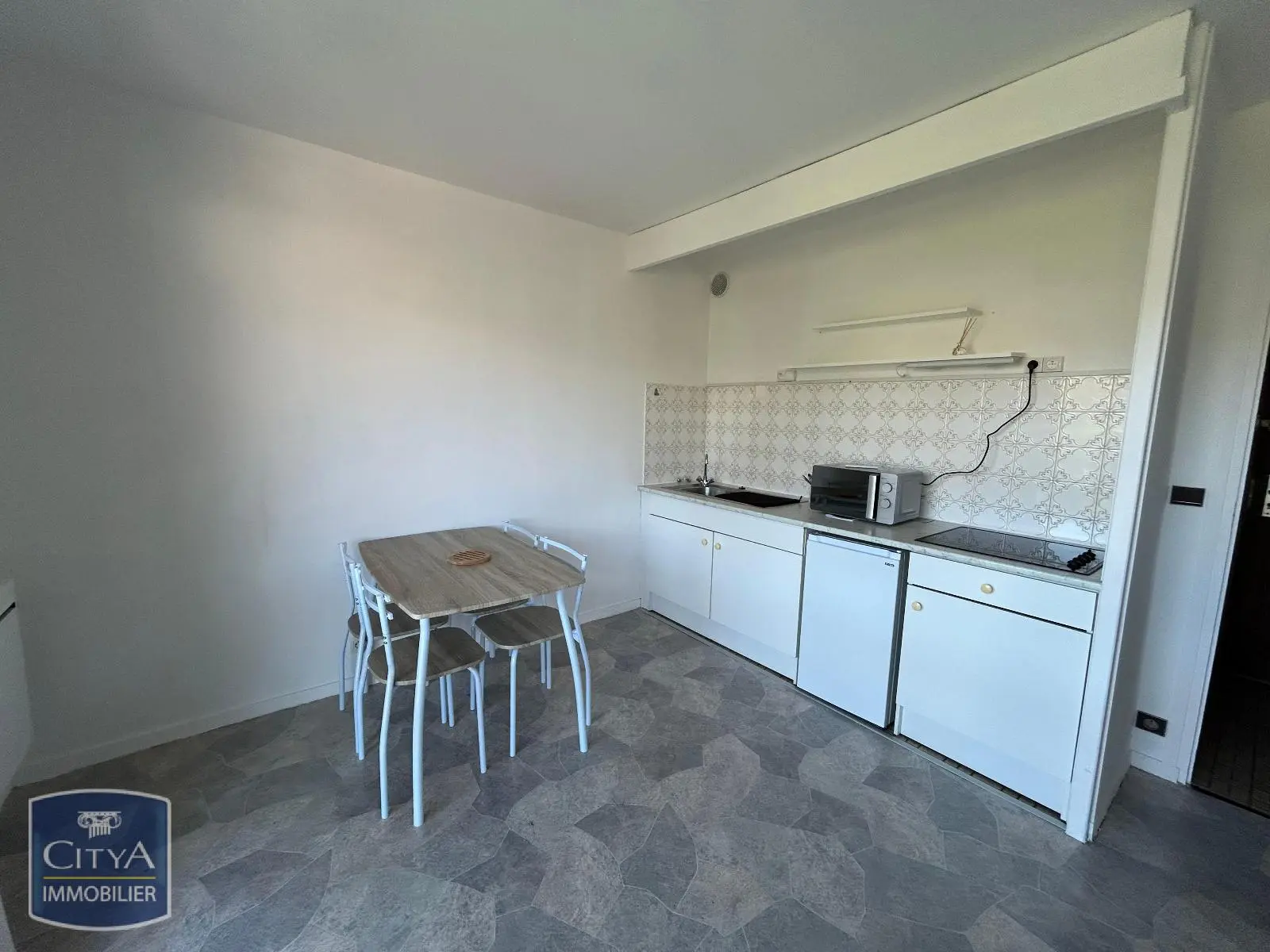 Photo 3 Appartement 1 pièce 22.04m²
