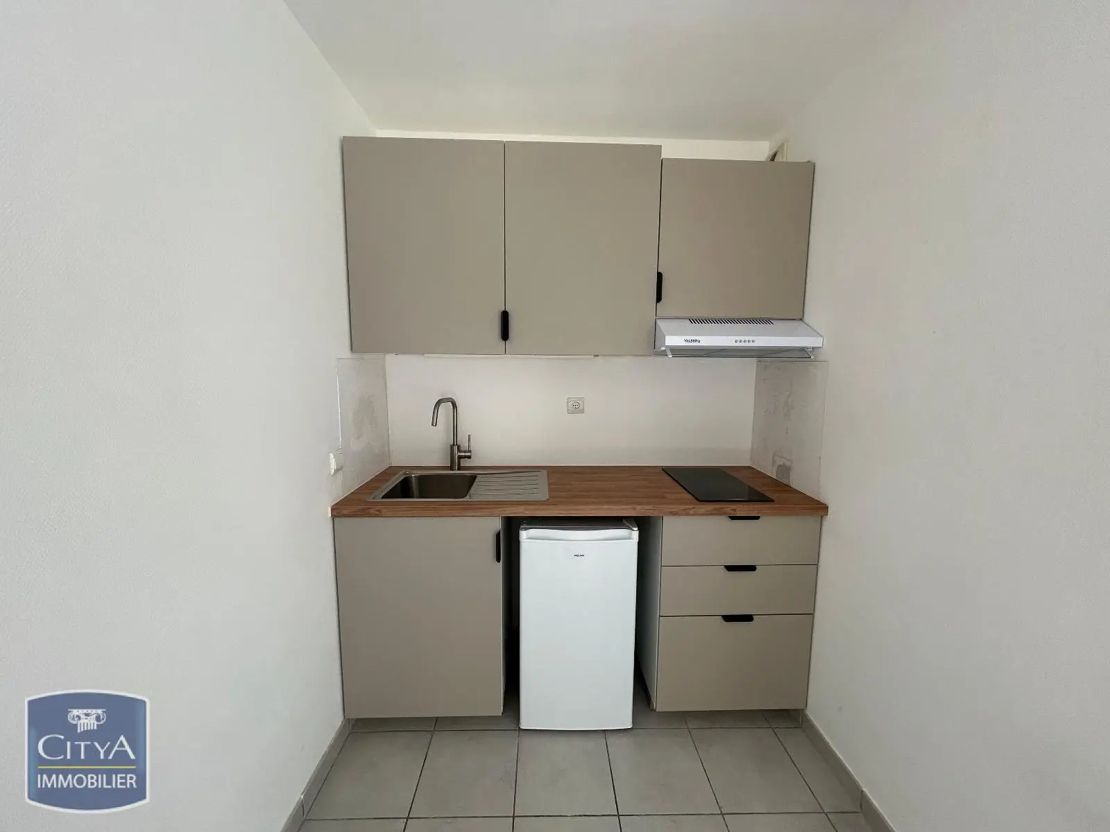 Photo 4 Appartement 1 pièce 27.4m²