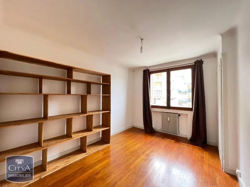 Photo 1 Appartement 3 pièces 65m²
