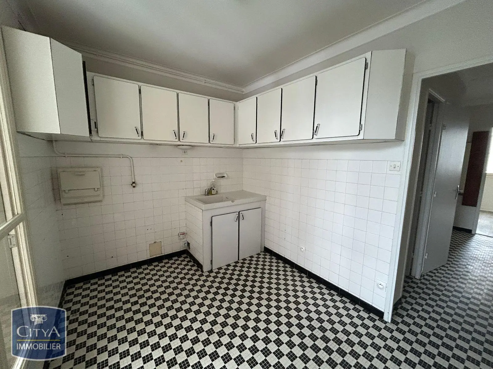 Photo 3 Appartement 4 pièces 77.24m²