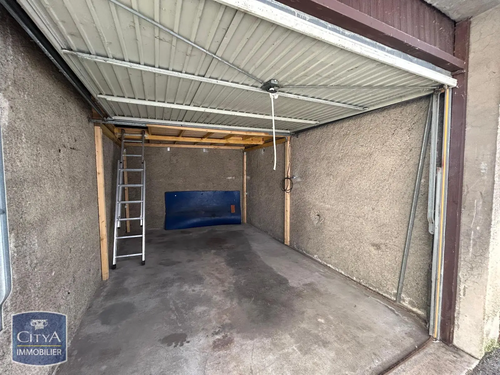 Photo 1 Parking 12.5m²