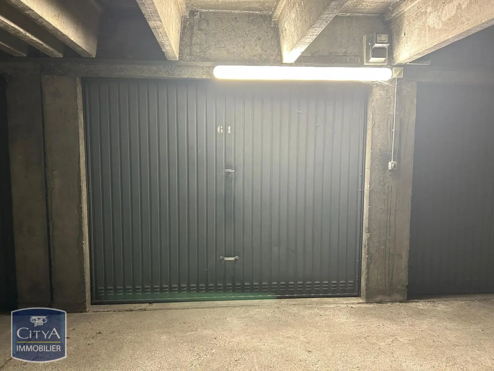 Photo 3 Parking 13m²