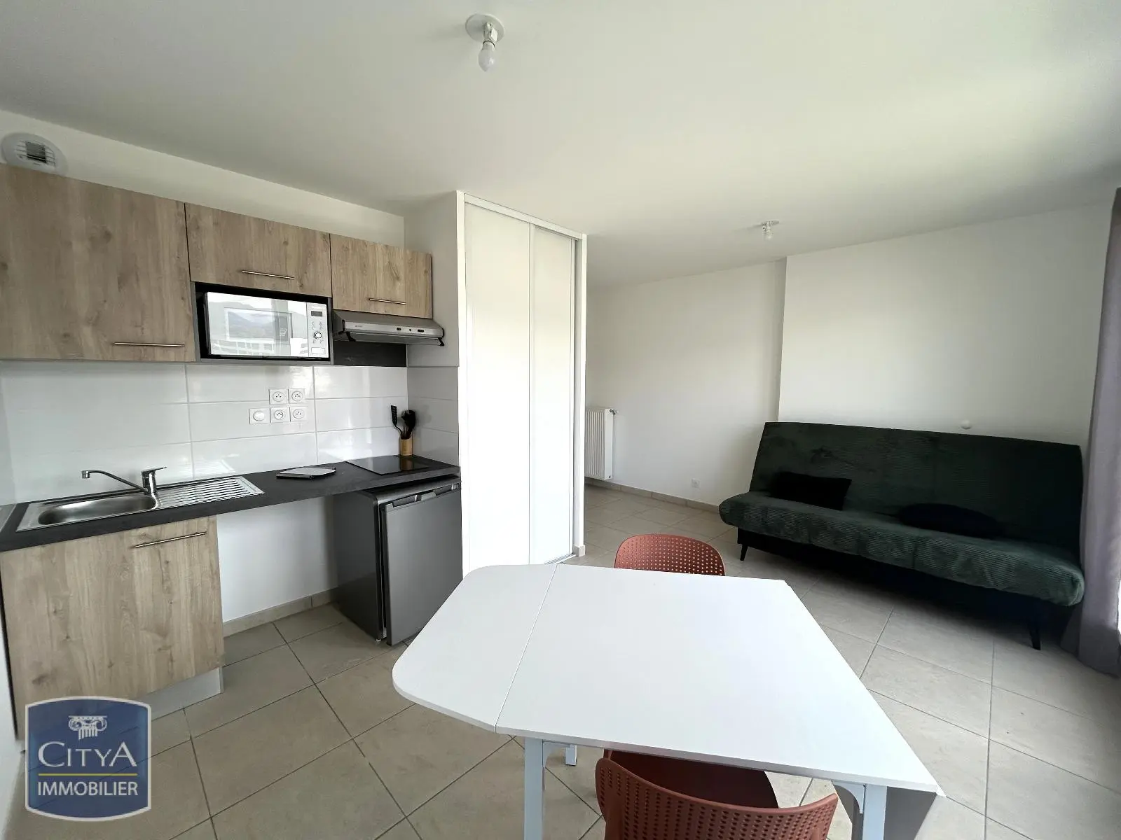 Photo 1 Appartement 1 pièce 25.98m²