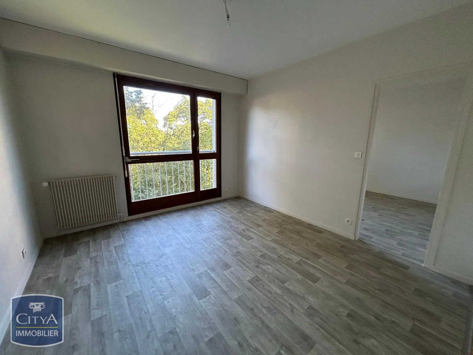 Photo 1 Appartement 2 pièces 33.52m²