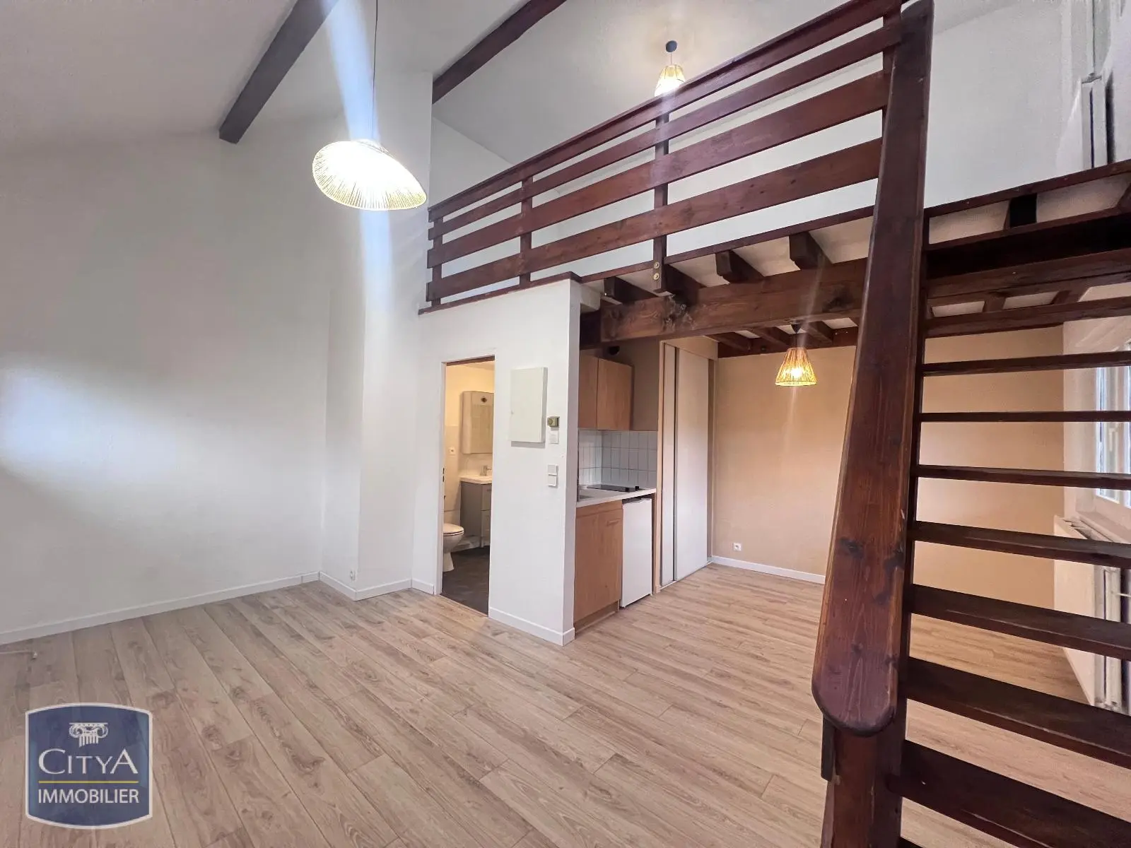 Photo 1 Appartement 1 pièce 38.5m²