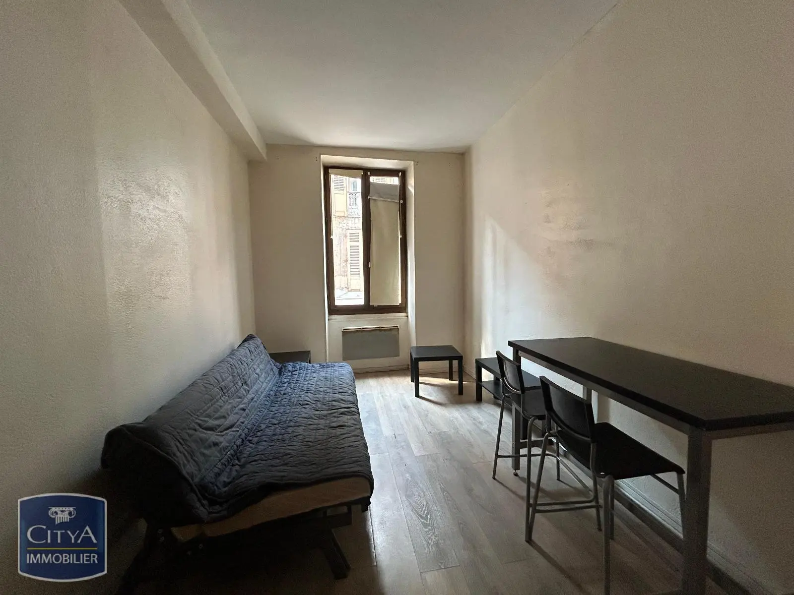 Photo 1 Appartement 1 pièce 24.01m²