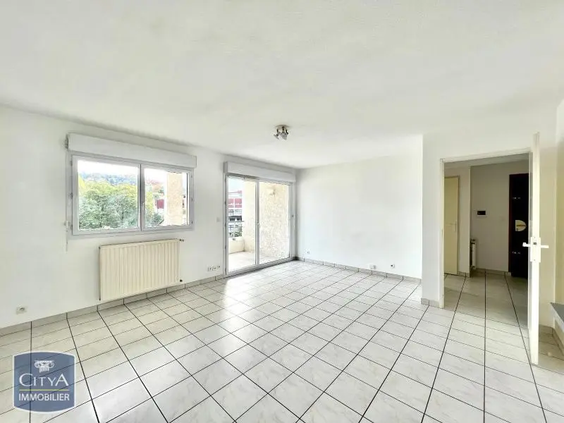 Photo 2 Appartement 4 pièces 82m²