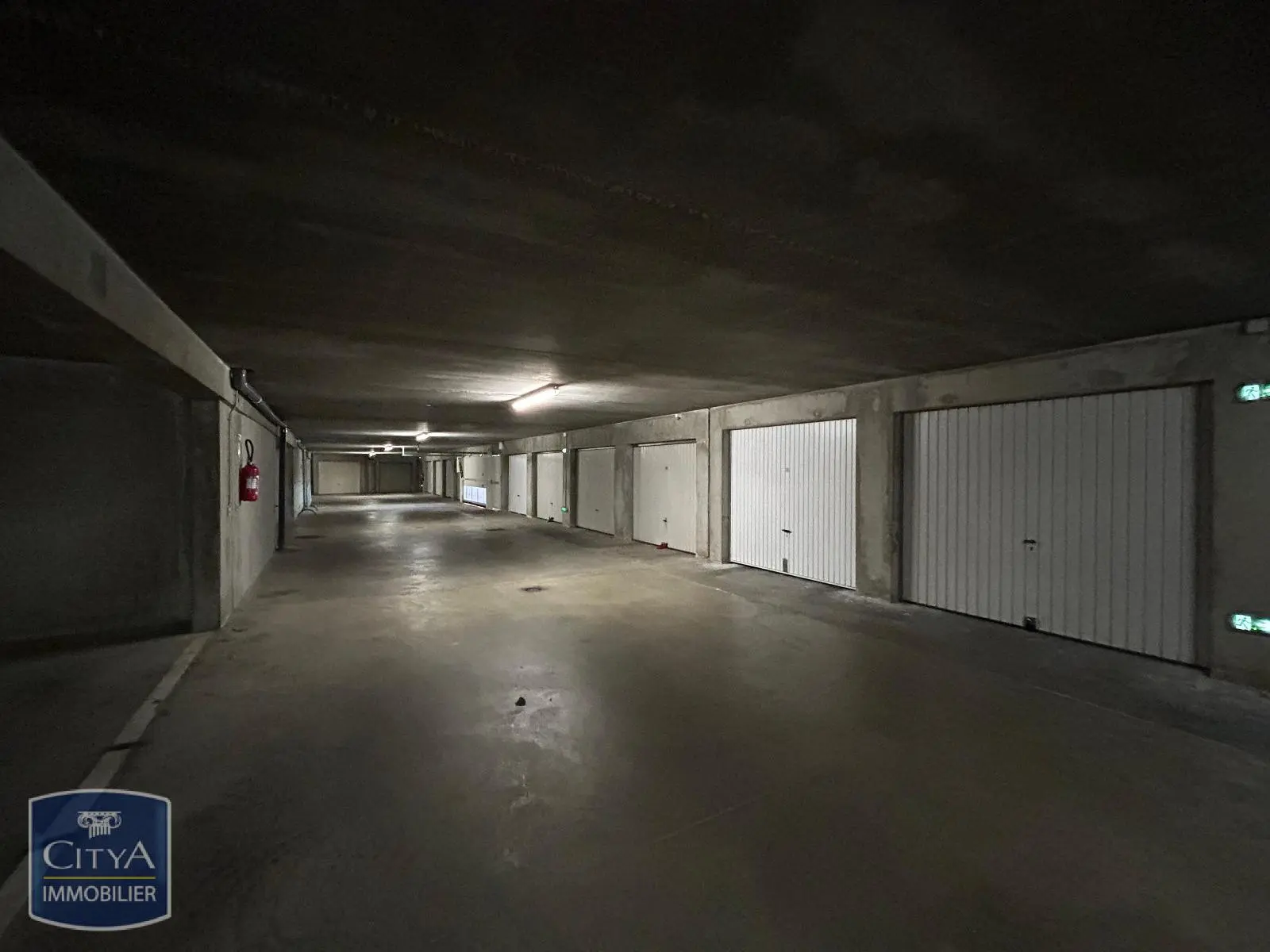Photo 3 Parking 15m²