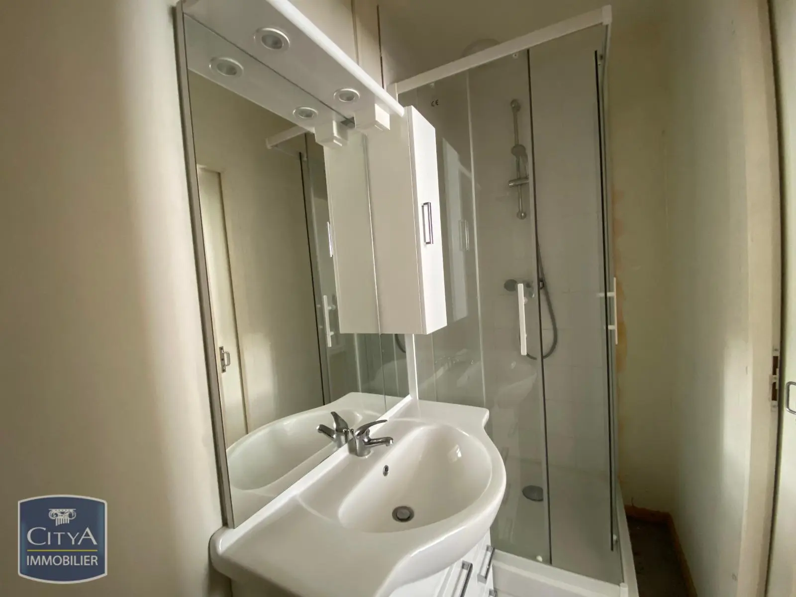 Photo 5 Appartement 1 pièce 29.57m²