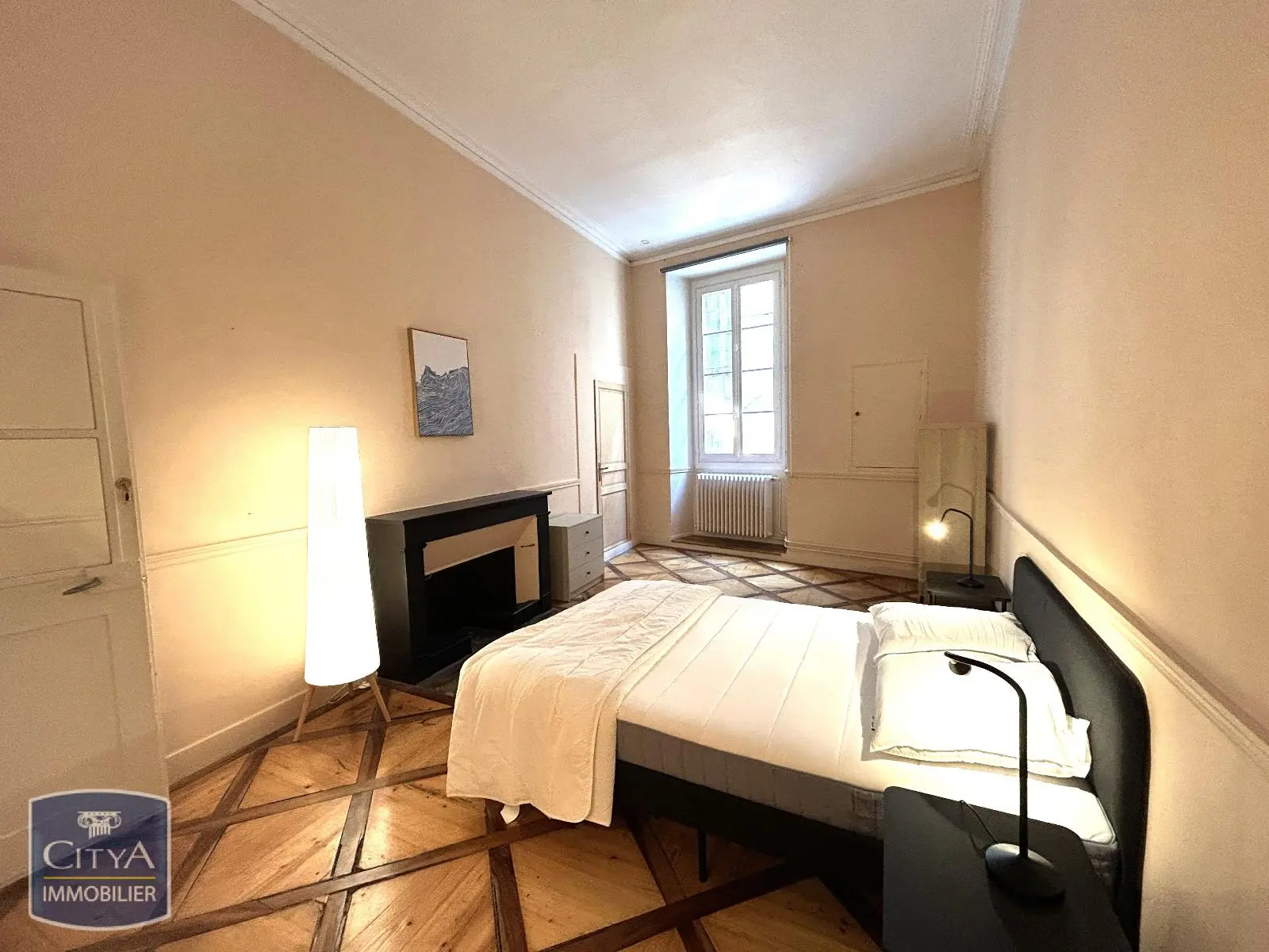 Photo 1 Appartement 1 pièce 24m²