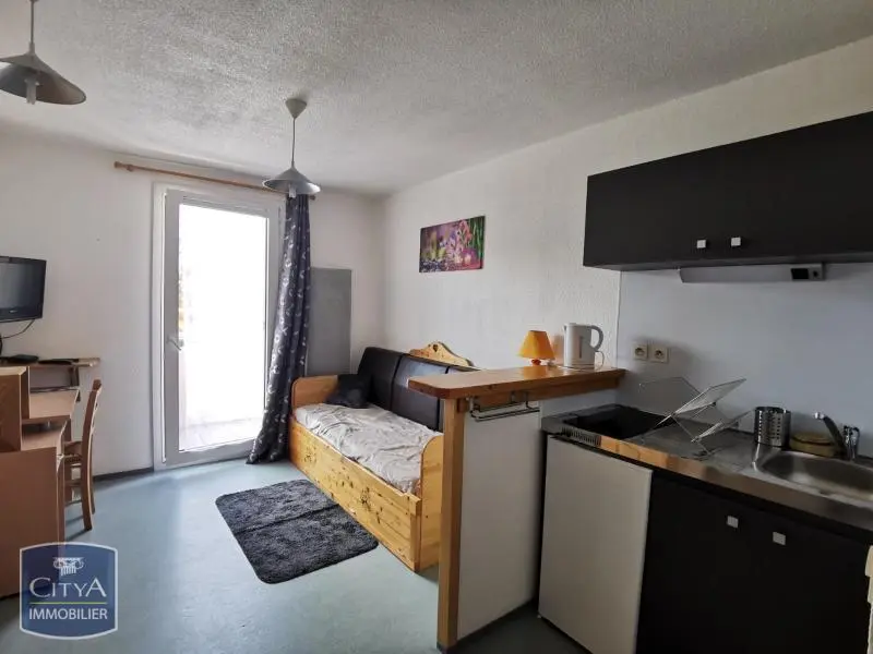 Photo 1 Appartement 1 pièce 18.85m²