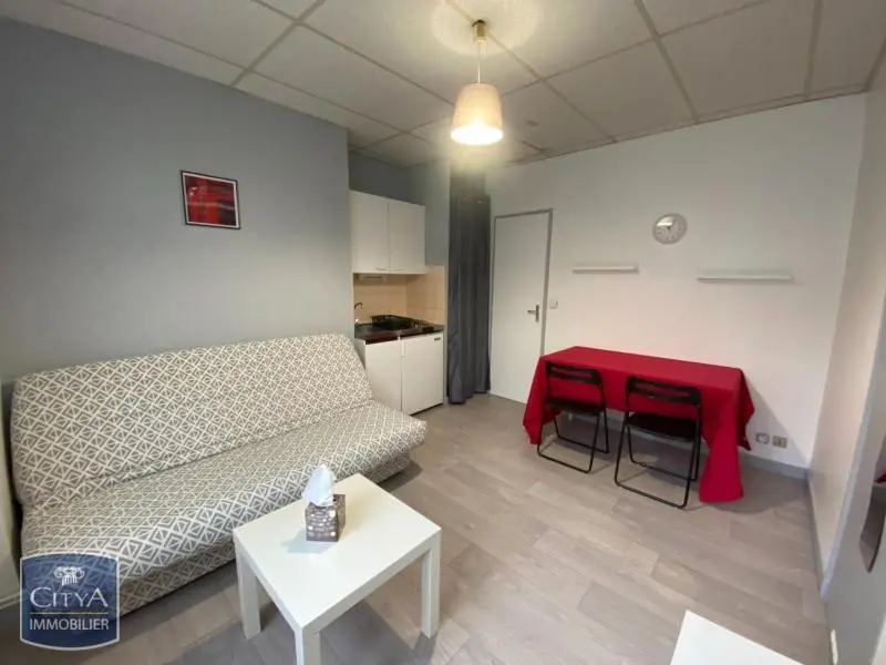 Photo 2 Appartement 1 pièce 14.8m²