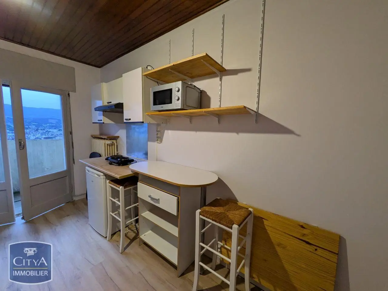 Photo 1 Appartement 1 pièce 10.67m²