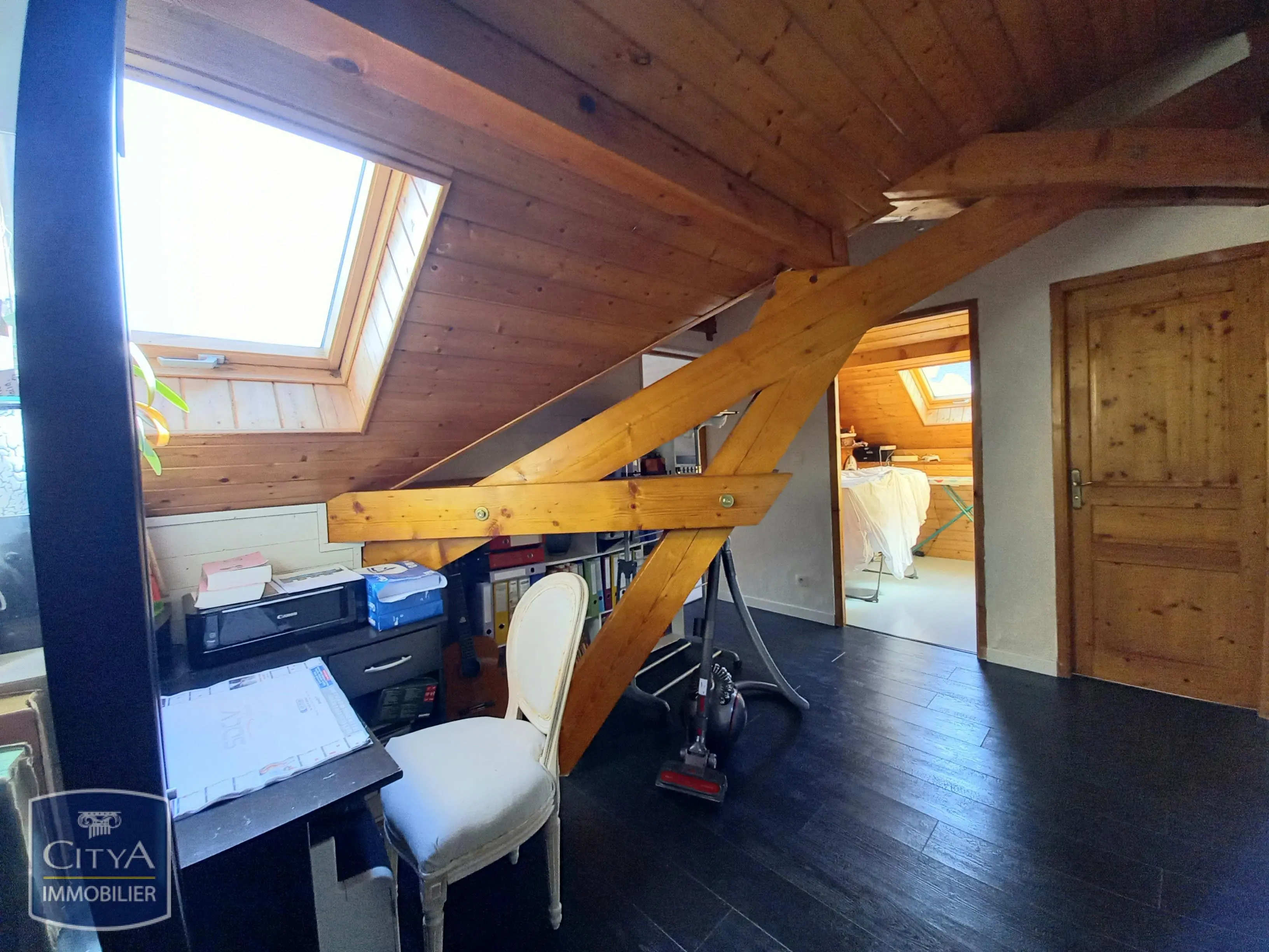 Photo 8 Maison 4 pièces 155m²