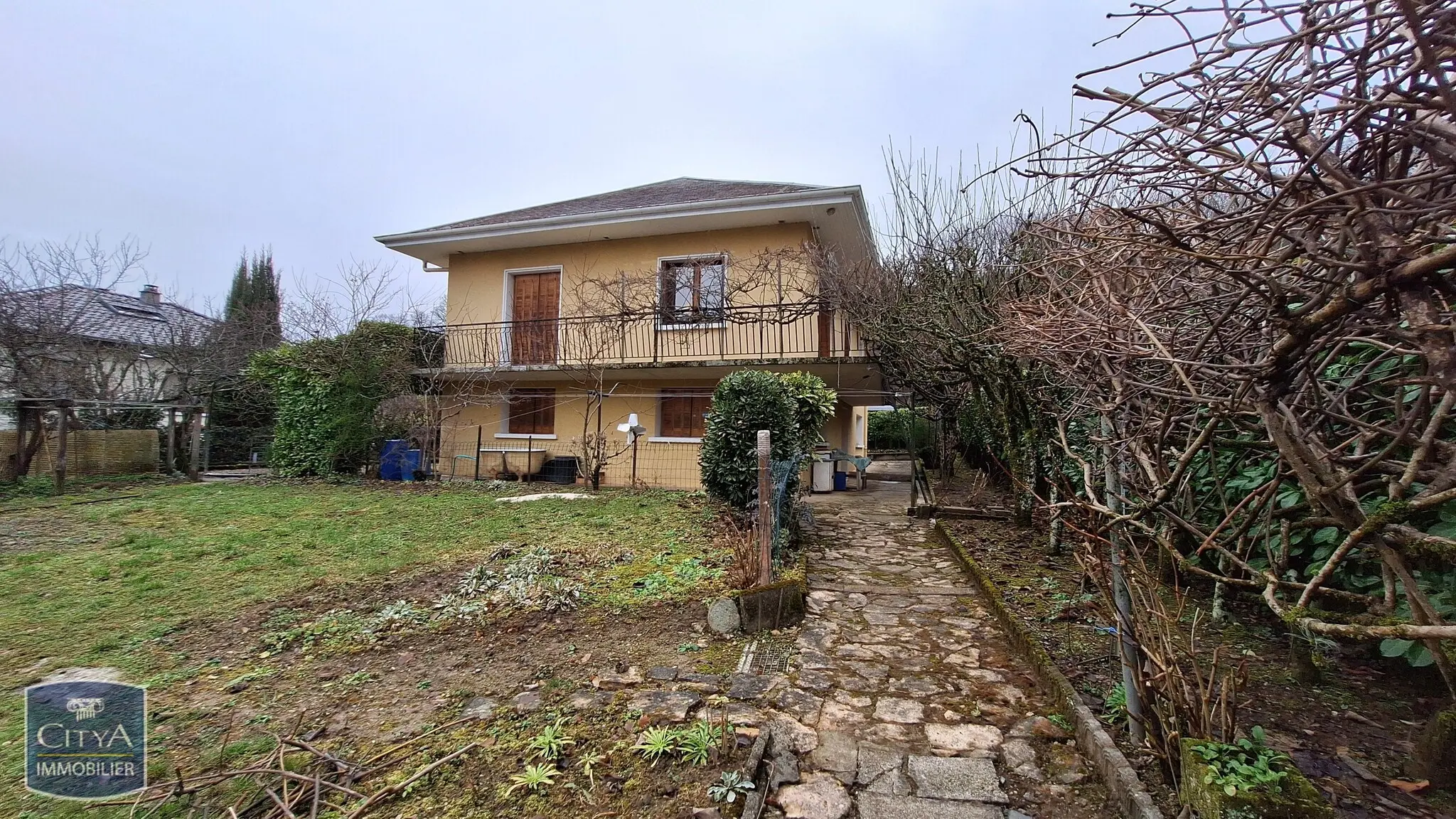 Photo 1 Maison 6 pièces 130m²