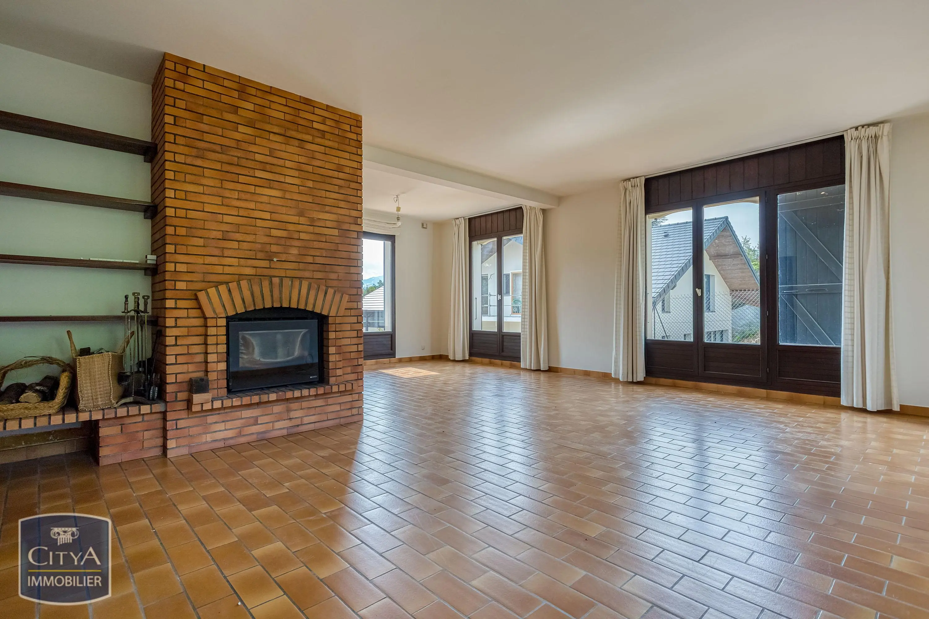 Photo 3 Maison 11 pièces 207m²