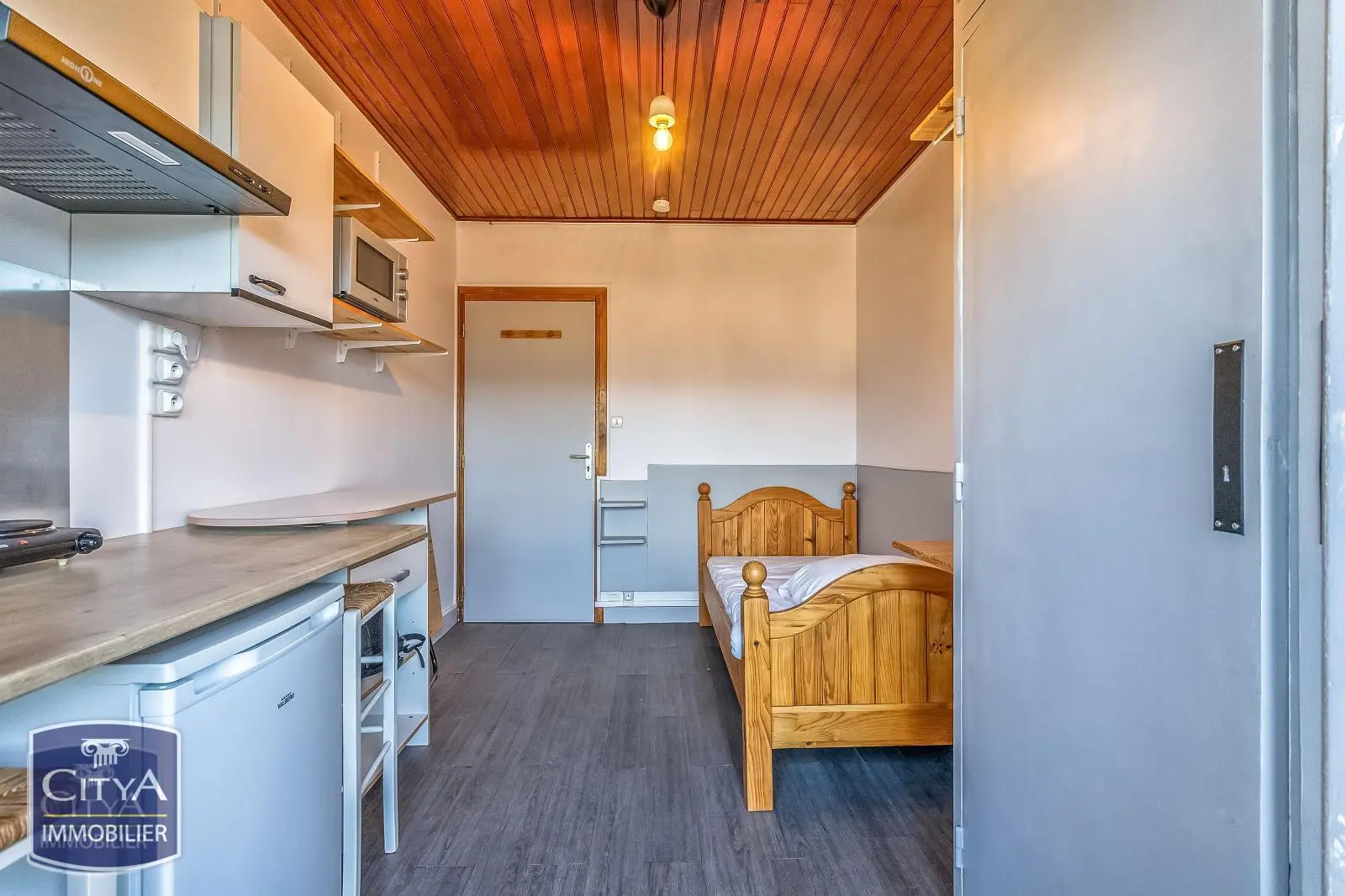 Photo 2 Appartement 1 pièce 10.54m²