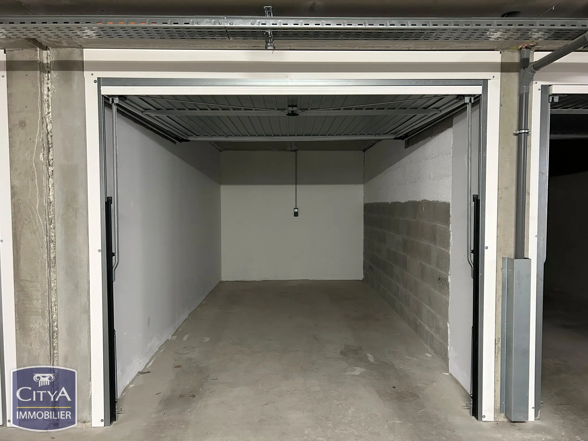 Photo 3 Parking 13m²