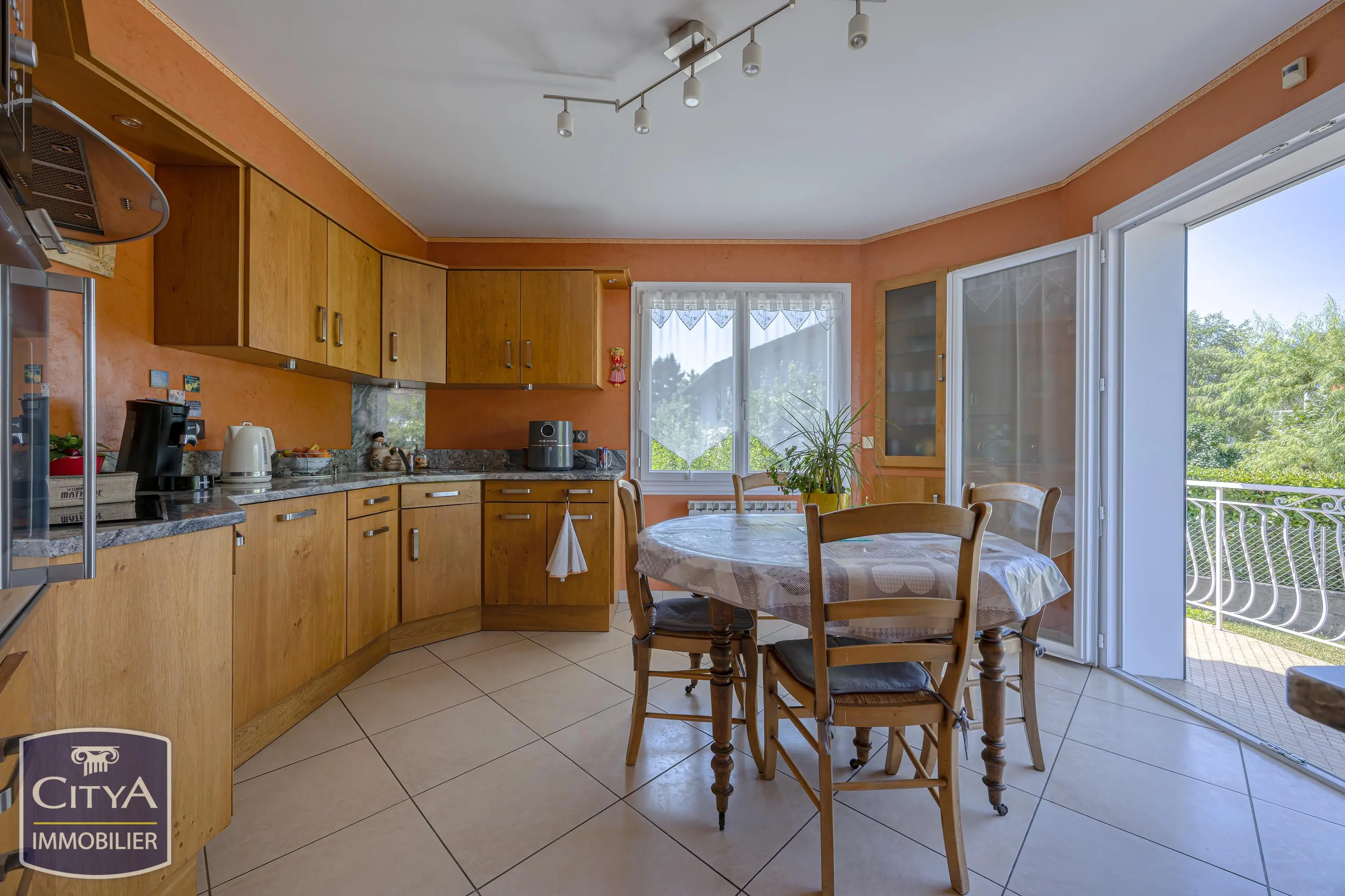 Photo 5 Maison 6 pièces 165m²