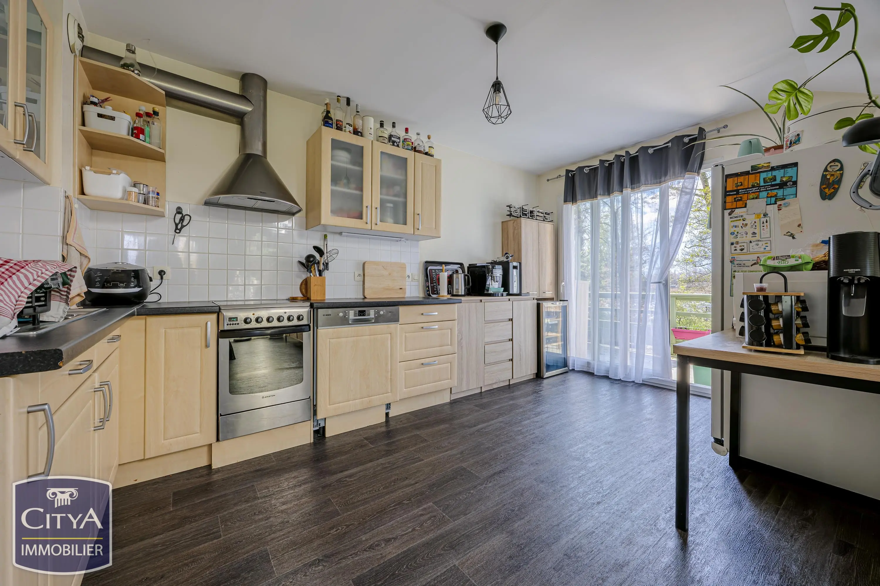 Photo 3 Immeuble 205m²