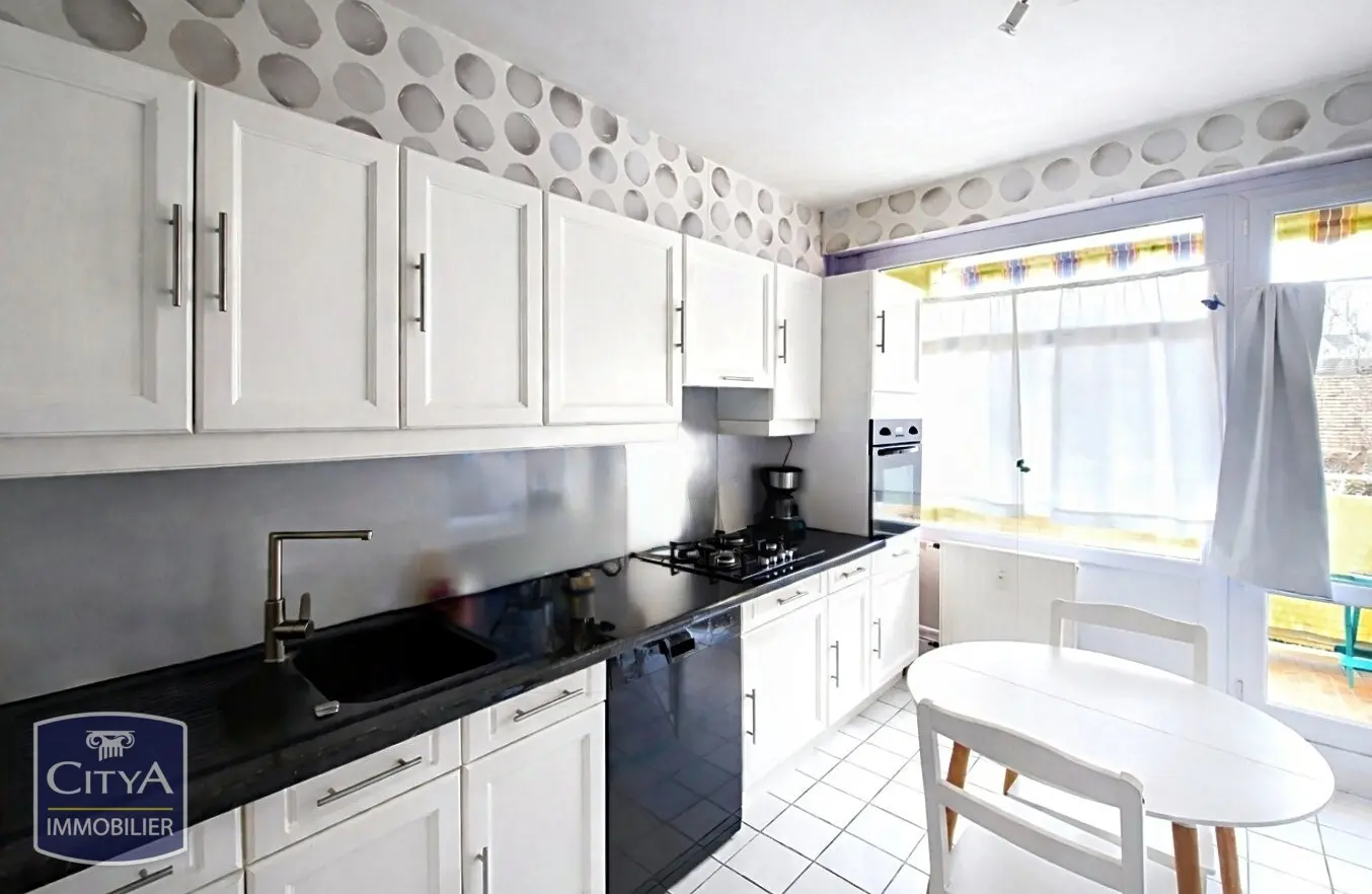Photo 3 Appartement 4 pièces 79.7m²