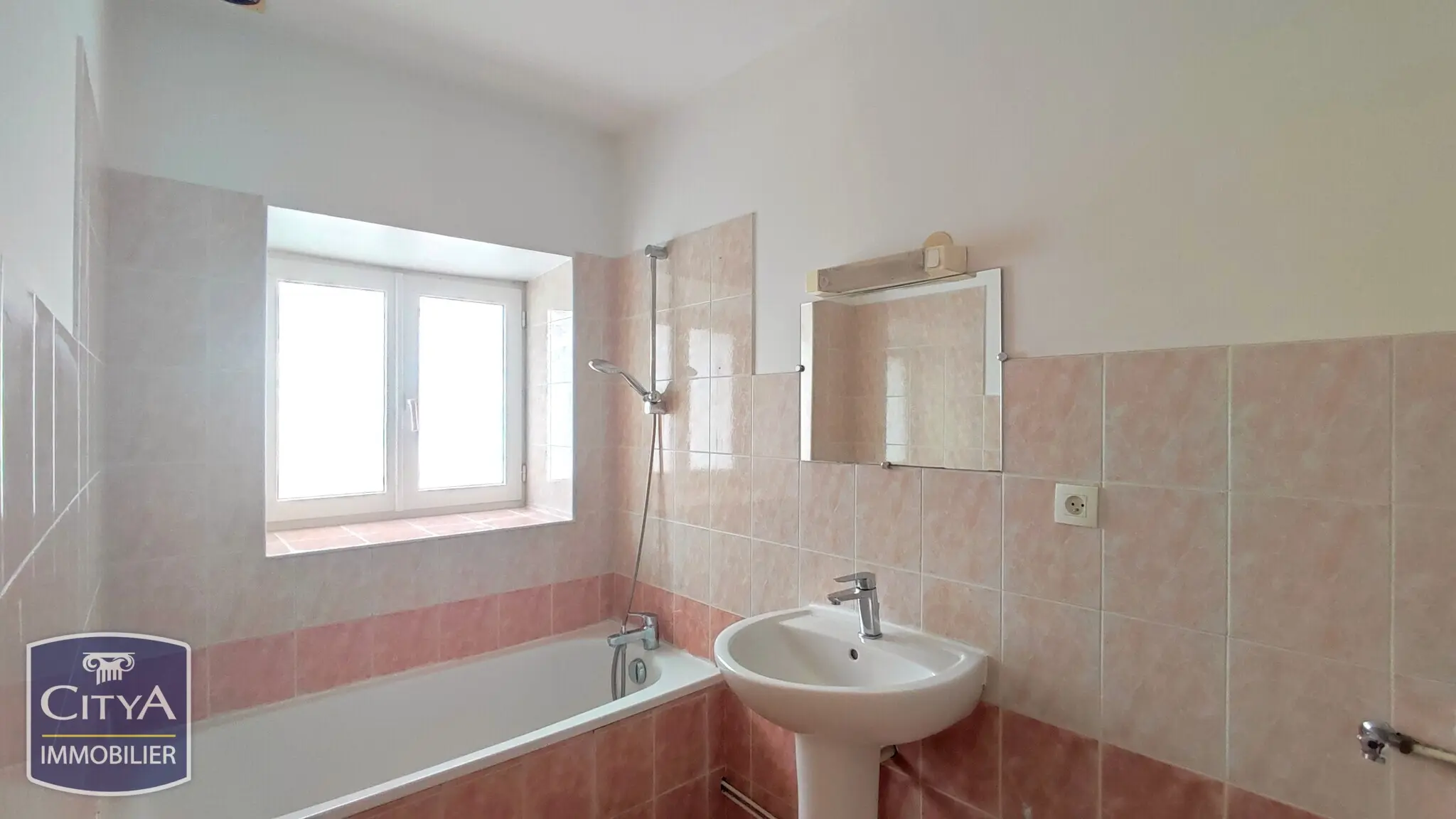 Photo 10 Appartement 5 pièces 93.5m²