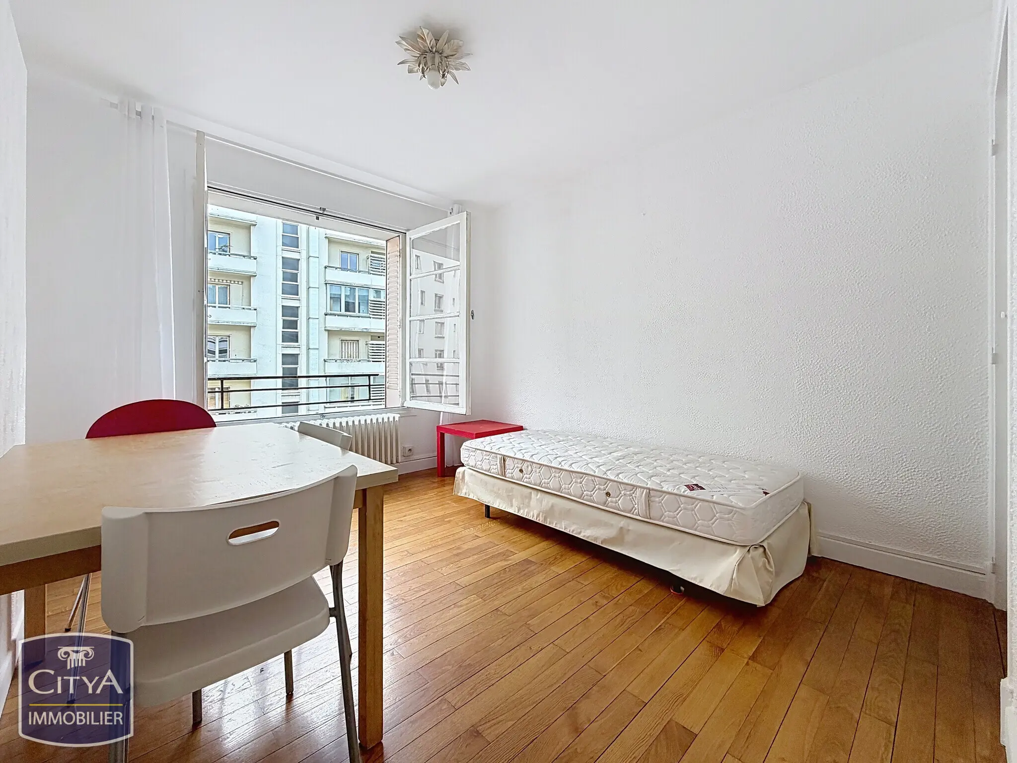 Photo 3 Appartement 2 pièces 37m²