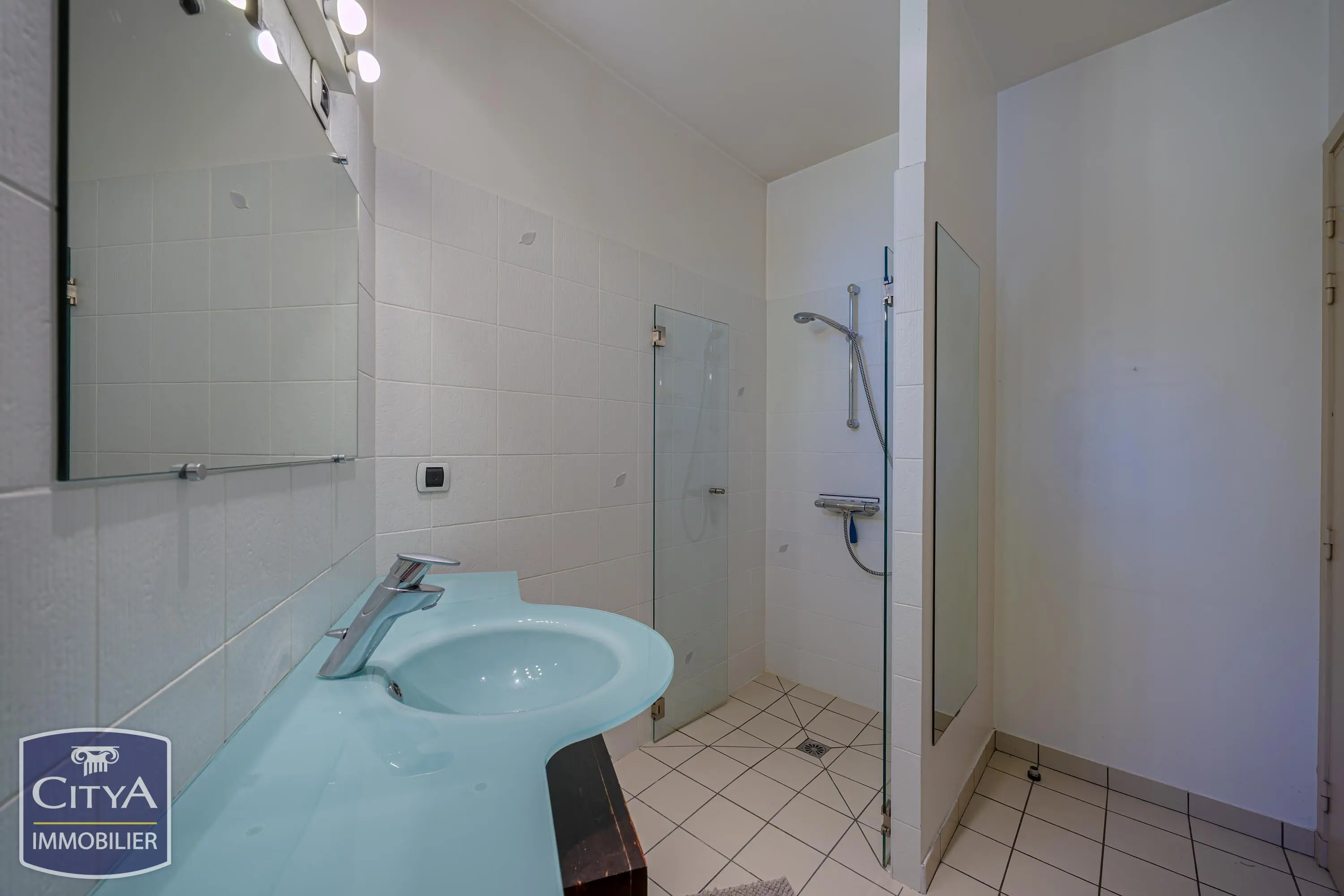 Photo 11 Maison 7 pièces 210m²