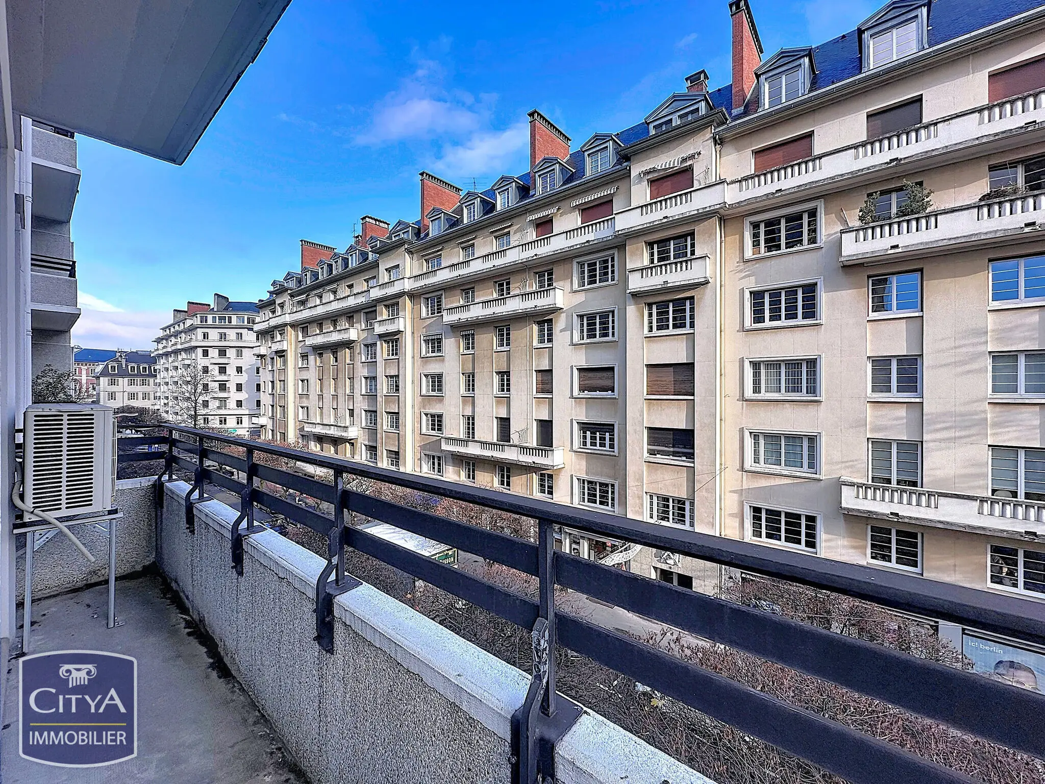 Photo 1 Appartement 5 pièces 118.5m²