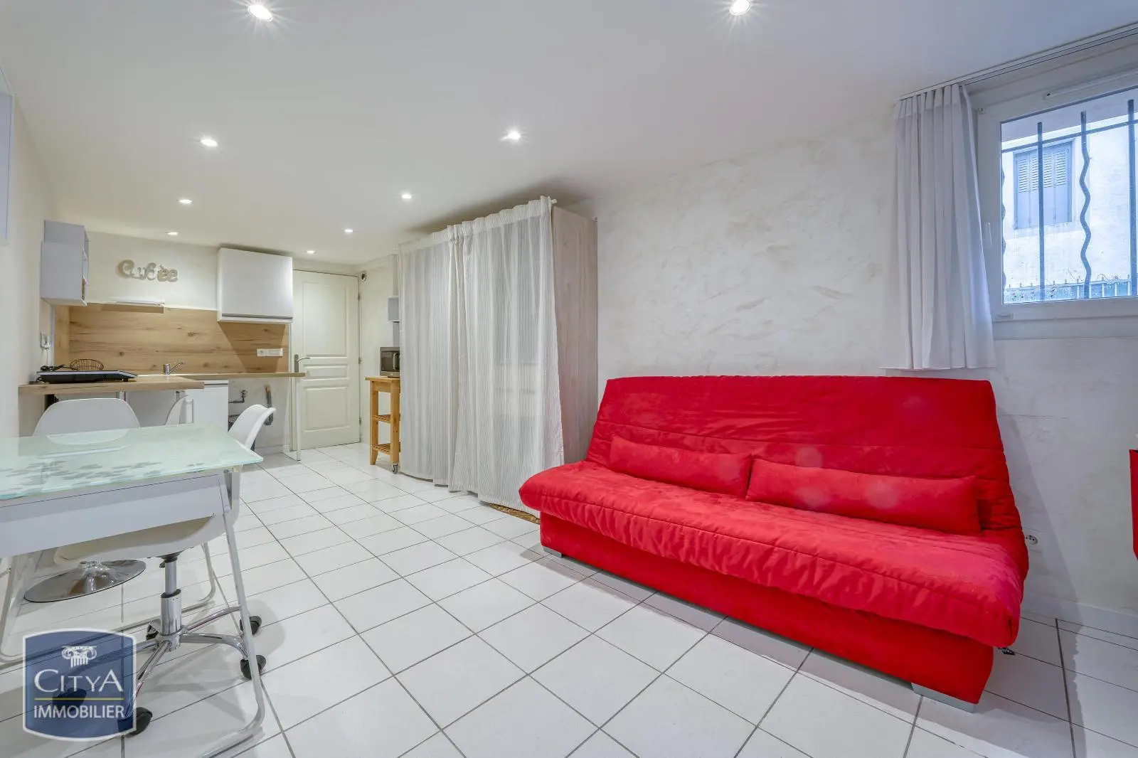 Photo 1 Appartement 1 pièce 20m²