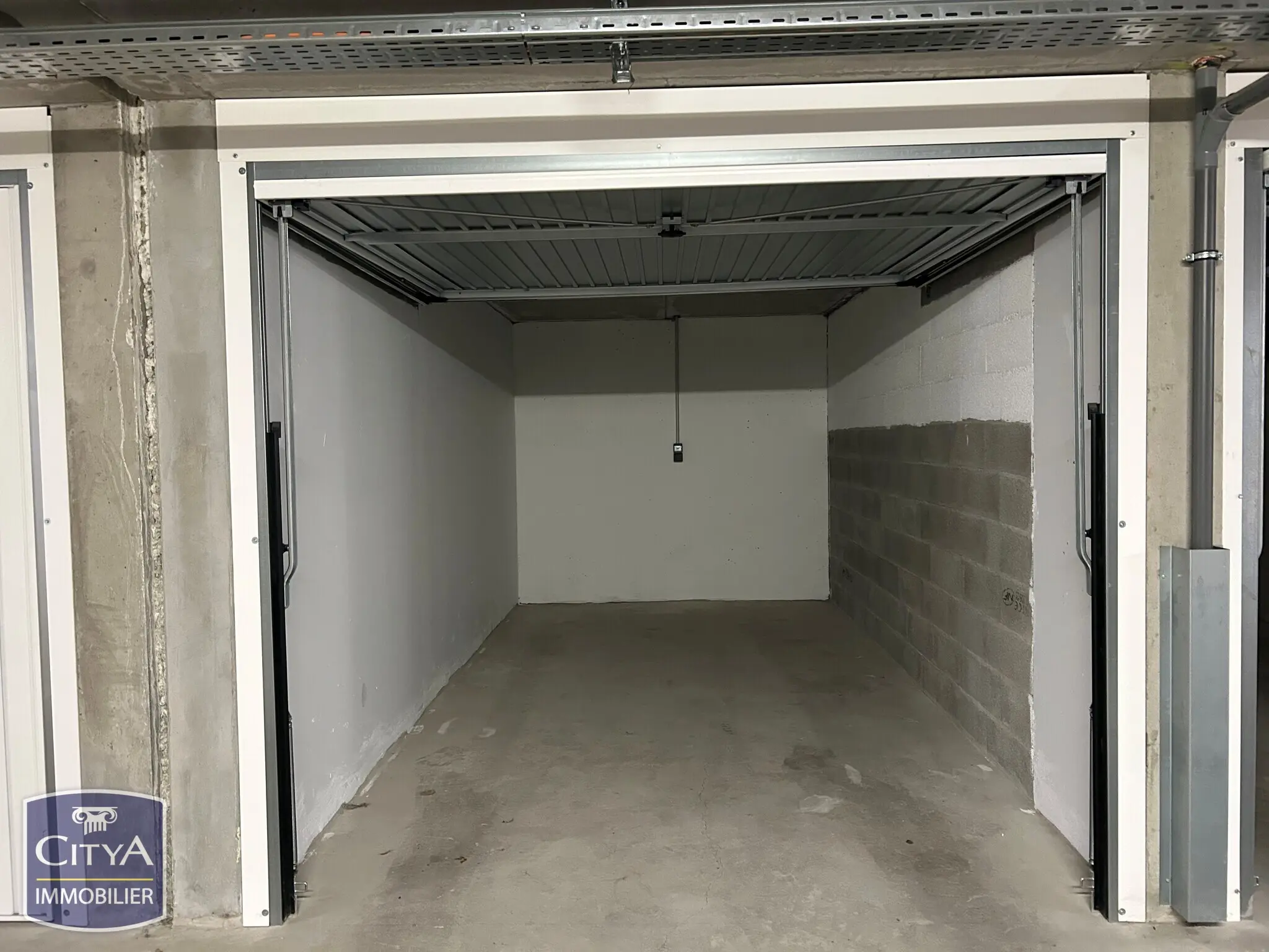 Photo 2 Parking 13m²