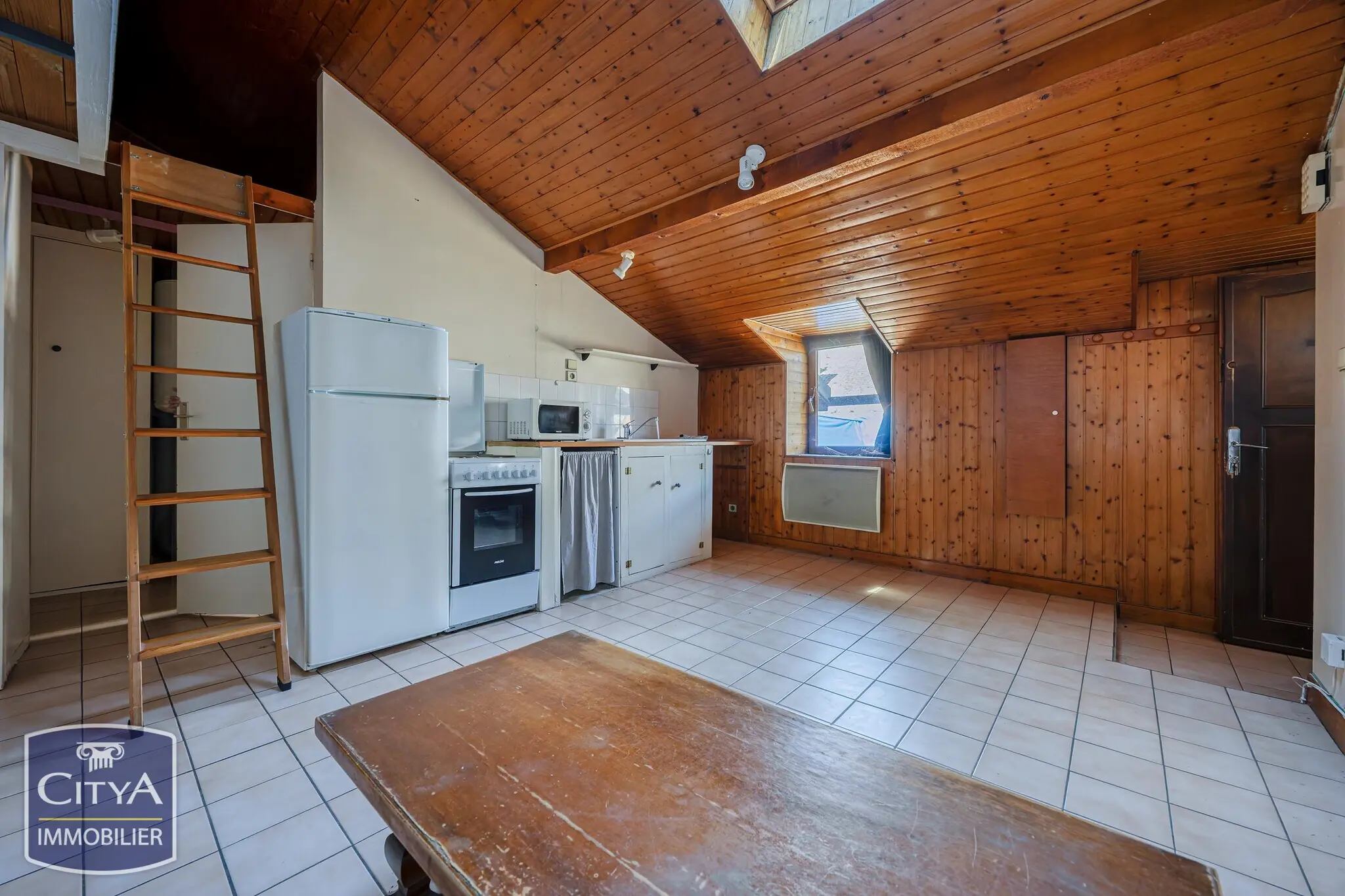 Photo 2 Appartement 1 pièce 23.89m²