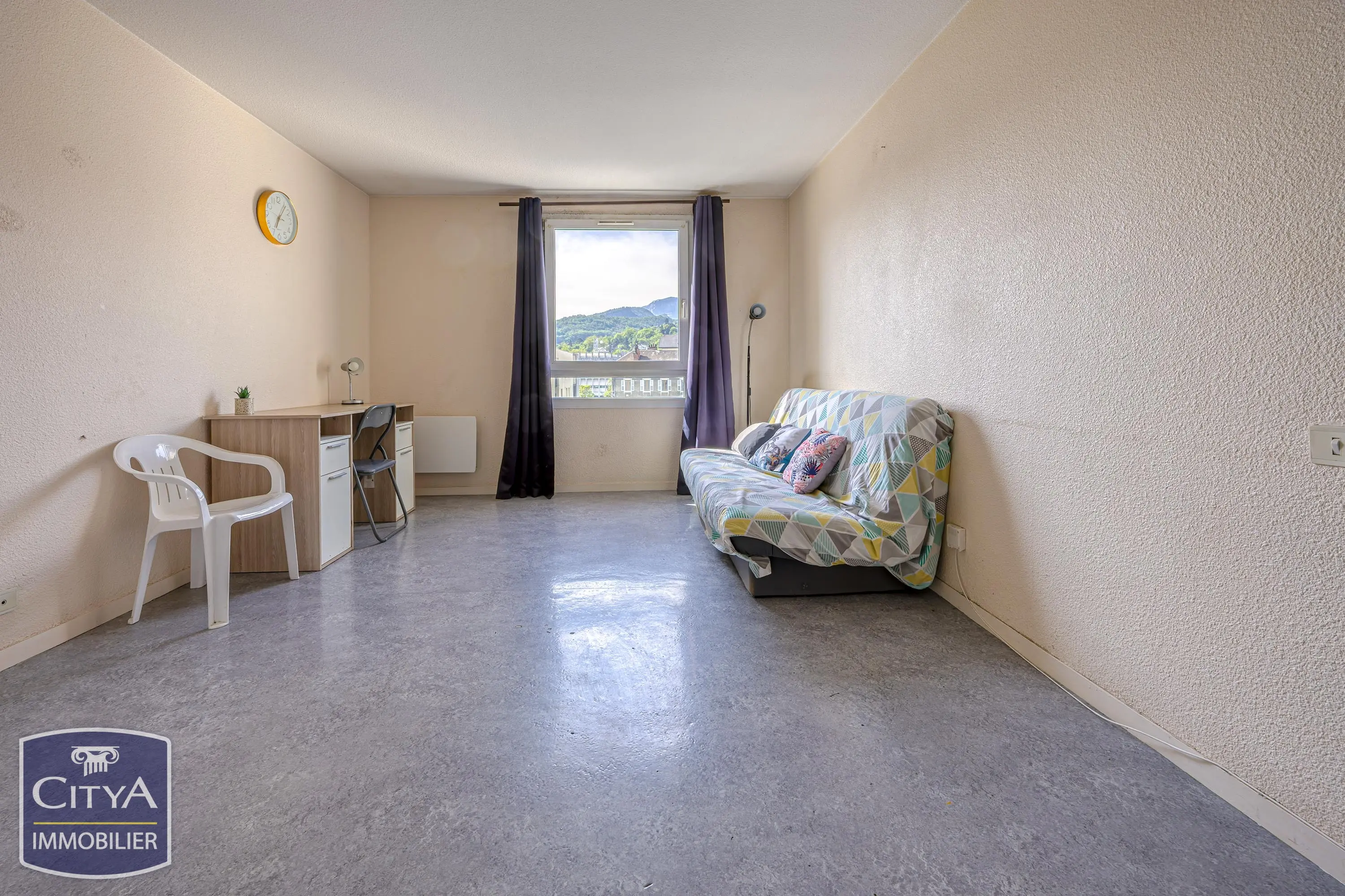 Photo 1 Appartement 1 pièce 19.6m²