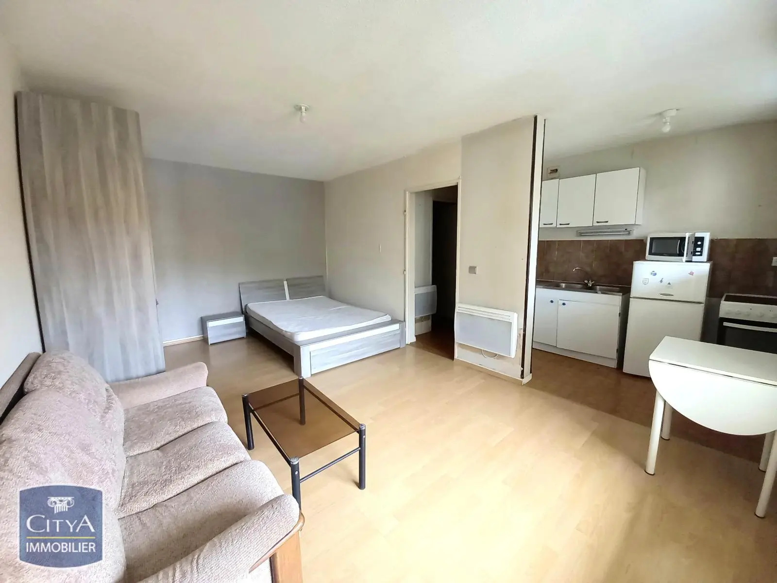 Photo 1 Appartement 1 pièce 33m²