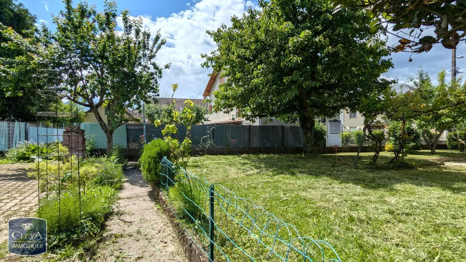 Photo 2 Terrain 336m²