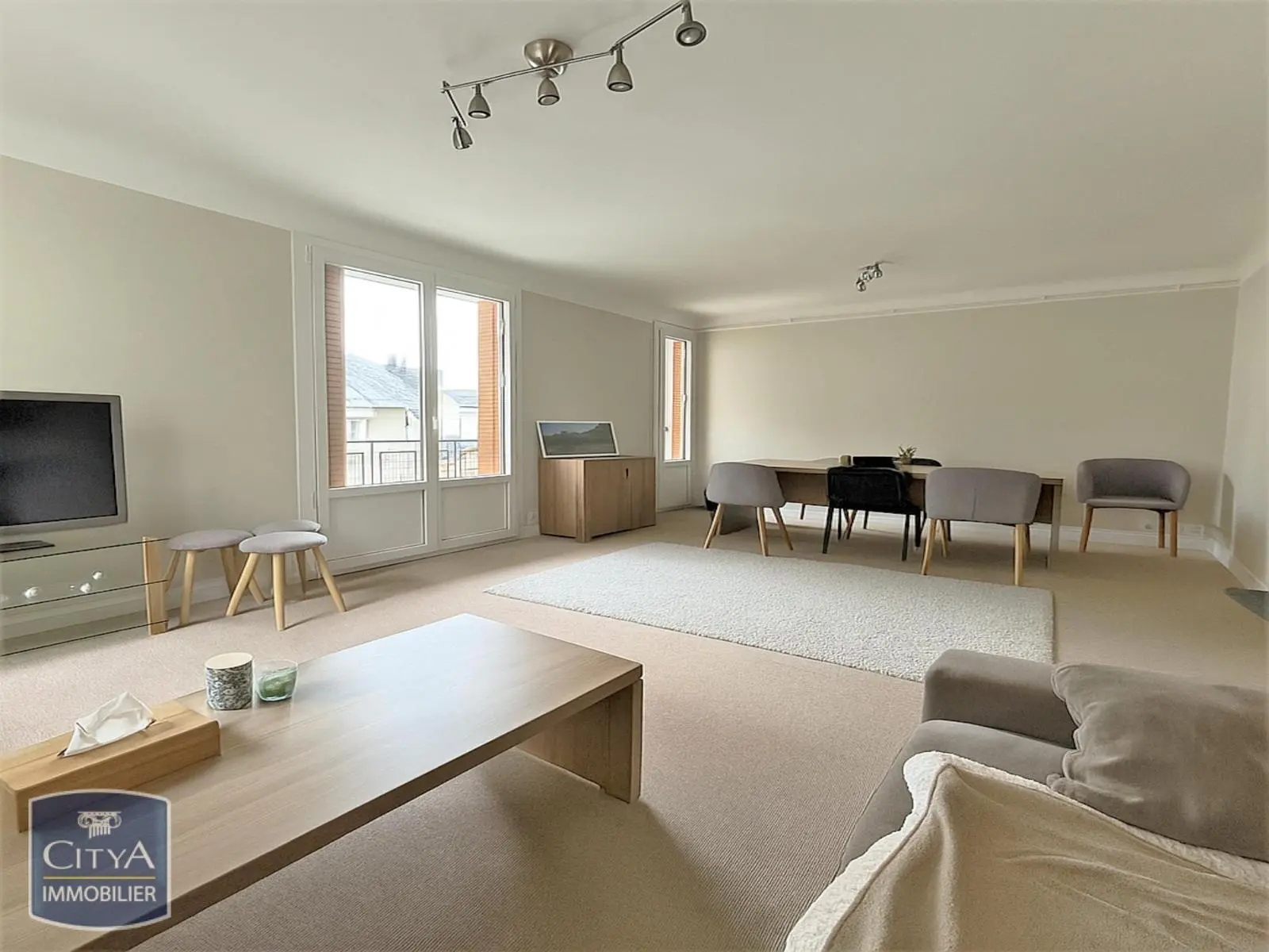 Photo 1 Appartement 3 pièces 75m²