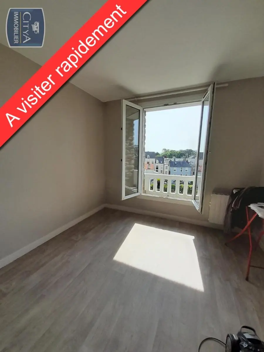 Photo 1 Appartement 1 pièce 29.96m²
