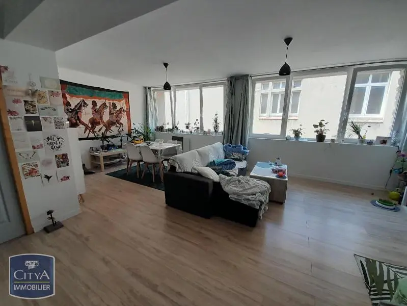 Photo 1 Appartement 3 pièces 74.81m²