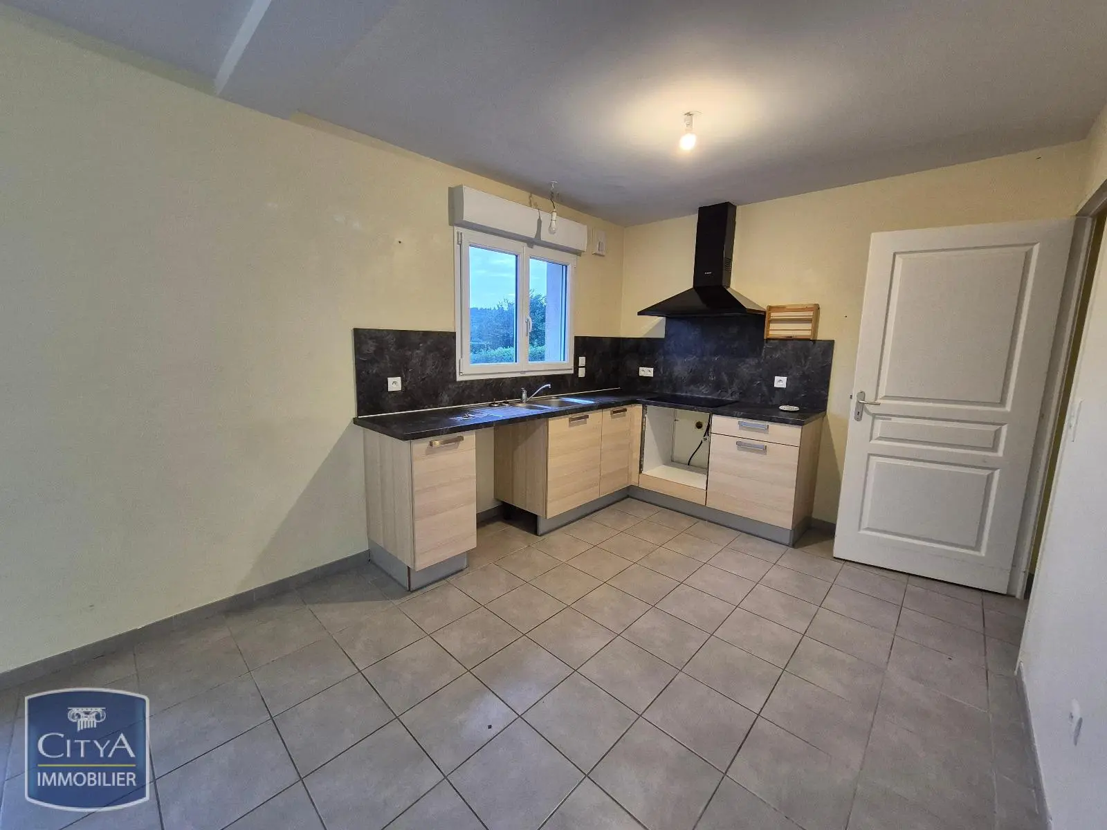 Photo 3 Maison 5 pièces 113.84m²